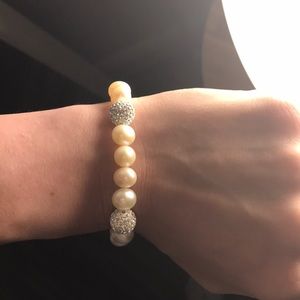 Zales pearl and Swarovski crystal bracelet!!